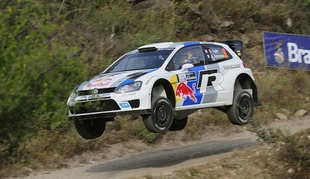 Rally de Argentina 2013: Sébastien Ogier se escapa al final del día