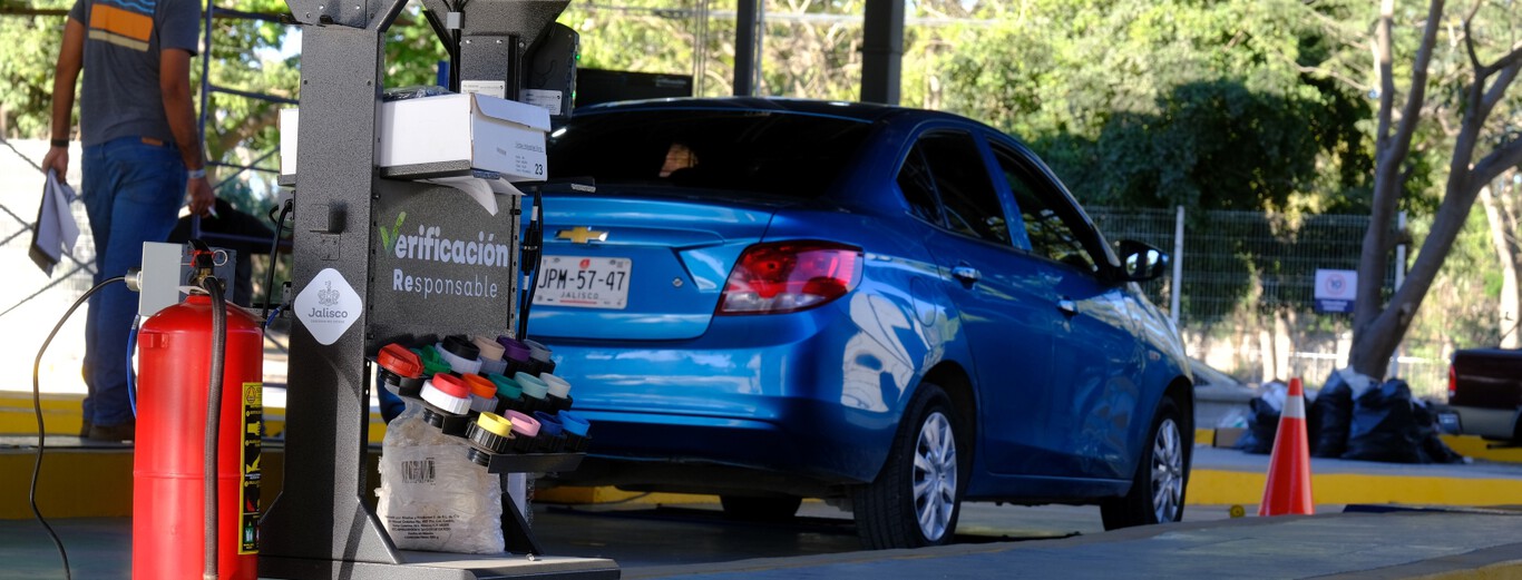 Diputada de Morena quiere eliminar la verificación vehicular y reemplazarla por “afinación ciudadana obligatoria” en talleres locales