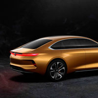 El Pininfarina H500 es una berlina eléctrica que se adelanta al futuro con 402 CV y 1.000 km de autonomía