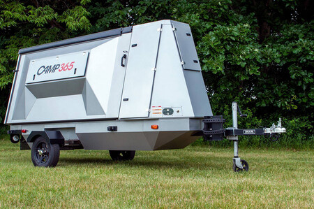 Camp365, el remolque camper que se convierte en caravana
