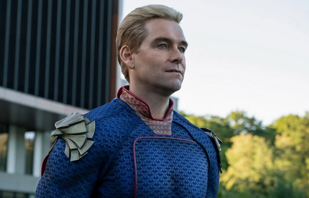 El peor enemigo de Antony Starr como el Patriota en The Boys no es Carnicero, sino su propio traje El peor enemigo de Antony Starr como el Patriota en The Boys no es Carnicero, sino su propio traje