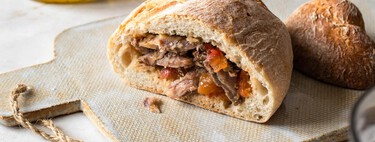 Sabe a playa y verano: el bocadillo catalán resultón con tres ingredientes que no envidia al pa amb tomàquet 