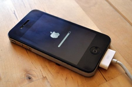 iOS 4.1 no soluciona los problemas y Apple dará una conferencia de prensa mañana