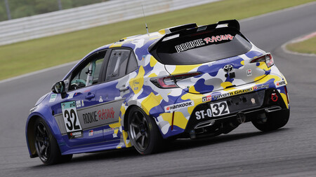 Toyota Corolla Hidrogeno 2