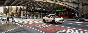Todos dudamos sobre la seguridad de los coches autónomos. Mientras, la mayor empresa de robotaxis dice que son 10 veces más seguros que tú al volante