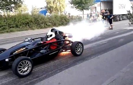 Dolorpasión™: Ariel Atom a la parrilla