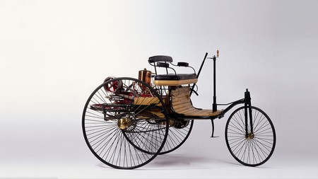 Este es el primer coche de combustión de la historia y puede ser tuyo