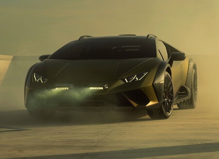 Lamborghini Huracan Sterrato 2024 1600 02