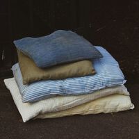 Cómo quitar las manchas amarillas de las almohadas. Y el truco para que no vuelvan a aparecer 