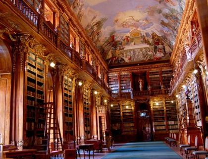 Biblioteca Praga