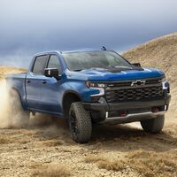 ¡Tiembla, Ford F-150 Raptor! Esta pick-up es la primera Chevrolet Silverado ZR2 de la historia, y tiene un 6.2 V8 de 431 CV