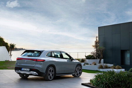 Mercedes-Benz EQS SUV