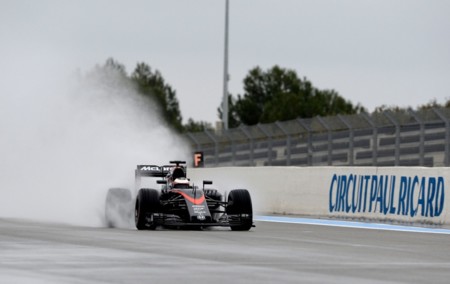 El motor Honda vuelve a fallar en los test de neumáticos de agua en Paul Ricard