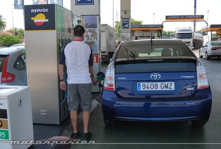 Gasolina y gasóleo raspan sus máximos históricos