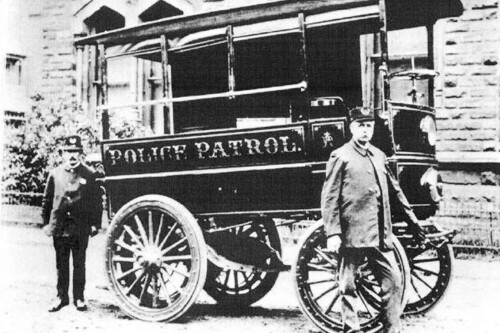 Primer Coche Policia 01