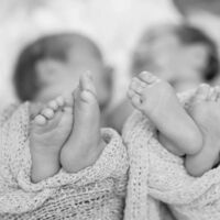 Tuvo relaciones con dos hombres el mismo día y quedó embarazada de mellizos, cada uno de uno de ellos 