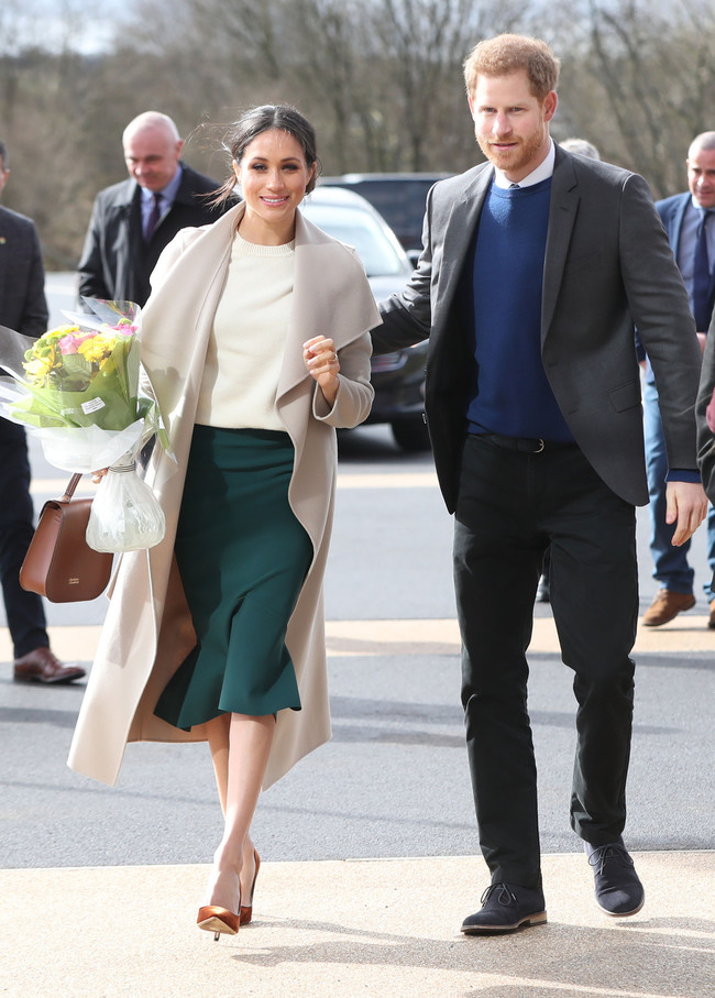 meghan markle look estilismo outfit