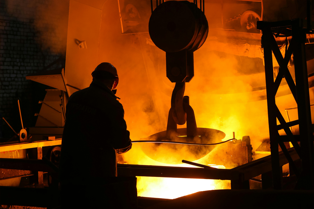 El metal que electrifica el mundo se tambalea: la "batalla del cobre" de EEUU desata un desplome histórico en los mercados 