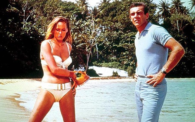 Ursula Andress y Sean Connery en El Agente 007 contra el Dr. No