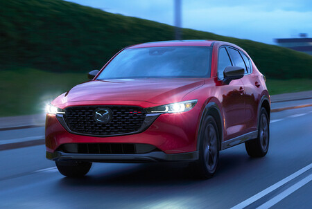 El Mazda CX-5 2024 ya tiene precio en México: recibe la dosis de tecnología que necesitaba