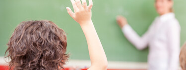 "Si no acaba los deberes no puede ir al baño": una madre comparte indignada lo que le sucede a su hijo de seis años en el colegio