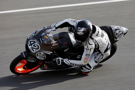 Álex Rins pasará por el quirófano y no estará en los test de Moto3 en Jerez