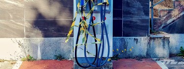 Quieren que compremos coches eléctricos, pero no hay infraestructura: en España hay zonas sin un solo cargador rápido