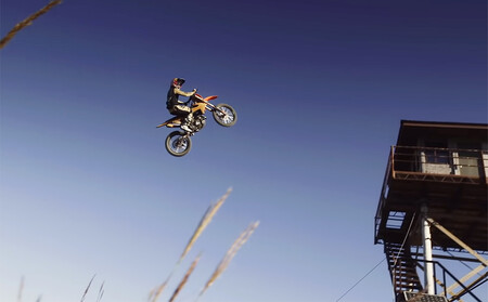 ¡Espectacular! Así ha construido Red Bull el circuito de freestyle más loco del mundo, el paraíso de Tyler Bereman