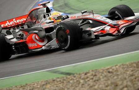 Lewis Hamilton vuelve a liderar los tiempos en Hockenheim