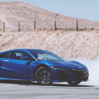 Video: 1 minuto de donas protagonizado por Katherine Legge y un Acura NSX