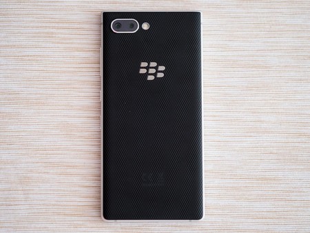 BlackBerry revive otra vez: venderá nuevos smartphones con teclado en 2021