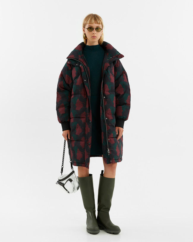 15 abrigos acolchados perfectos para derrochar estilo incluso en los