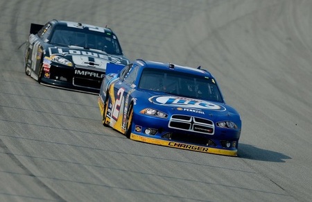 Brad Keselowski comienza The Chase ganando