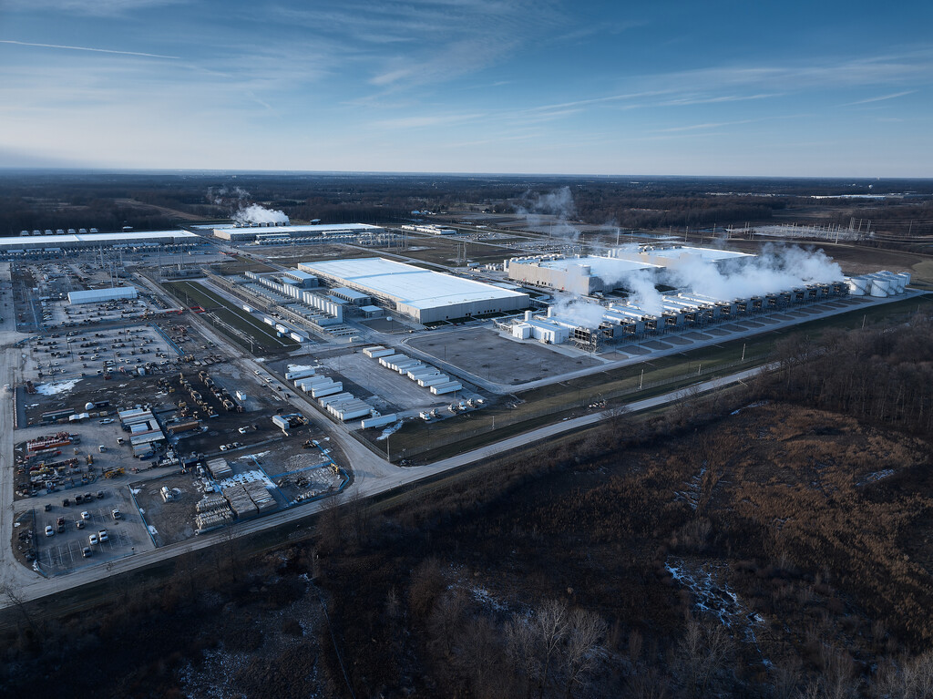 El plan industrial de EEUU se desmorona porque se lo está comiendo un nuevo sector: el de la insaciable IA