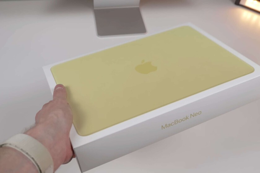 Bajar el precio a lo bestia ha desatado la locura: el MacBook Neo se está comiendo vivos a sus hermanos mayores