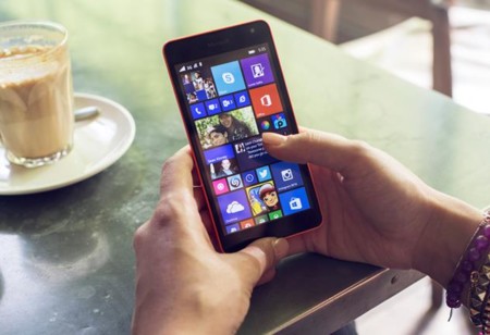 Microsoft Mobile es la que más crece en Reino Unido y se coloca tercera, según Canalys
