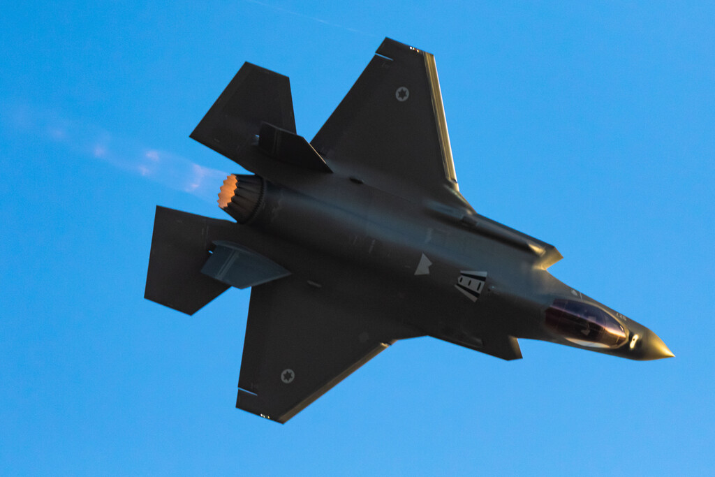 Primero envió un barco militar a Gaza. Ahora España ha dado un giro inédito: vetar los F-35 que EEUU envía a Israel