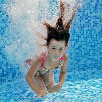 "Ojo Peque al Agua", la campaña de prevención de ahogamientos infantiles y la regla del 10/20