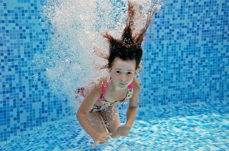 "Ojo Peque al Agua", la campaña de prevención de ahogamientos infantiles y la regla del 10/20
