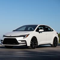 Toyota domina el mundo con 11 millones de ventas, pero su punto débil enciende las alarmas: solo el 1% de su éxito fue eléctrico 