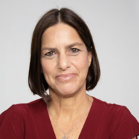 Vomitaba demasiado en el embarazo, los médicos la ignoraron y perdió a su bebé. Ahora esta científica ha identificado el origen de su enfermedad y una posible cura 