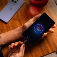 El particular Halloween de PcComponentes deja este móvil Motorola por menos de 250 euros: con Android puro y buena pantalla