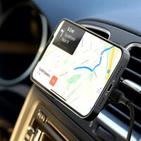 No compraría cualquier soporte de móvil para el coche: este, además de rebajado, es un cargador compatible con MagSafe 