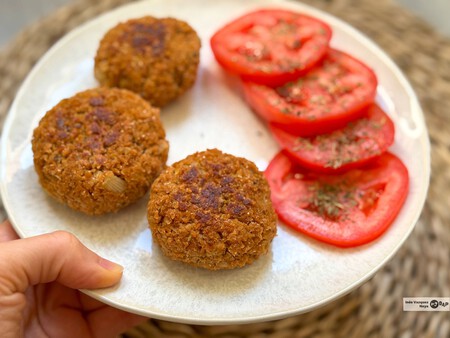 Cómo hacer hamburguesas de soja texturizada: son fáciles, económicas y perfectas para toda la familia