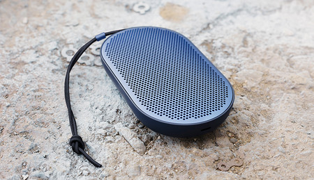 Beoplay P2
