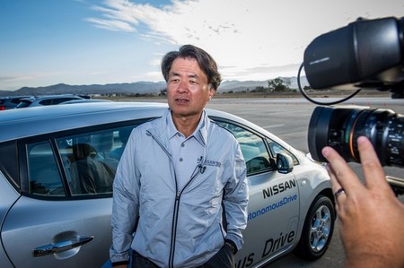 El jefe de I+D de Nissan: "La fibra de carbono es buena para los aviones, no para los coches"