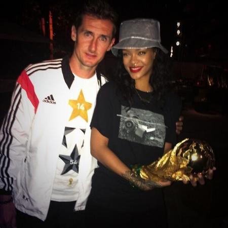 Alemania no ganó el Mundial de Fútbol, fue Rihanna... que lo sepáis