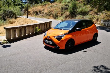 Probamos la faceta más urbanita del Toyota AYGO x-cite