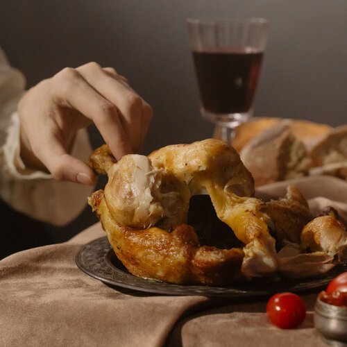 Comer más de esta cantidad de pollo a la semana aumentaría el riesgo de muerte, según un estudio 