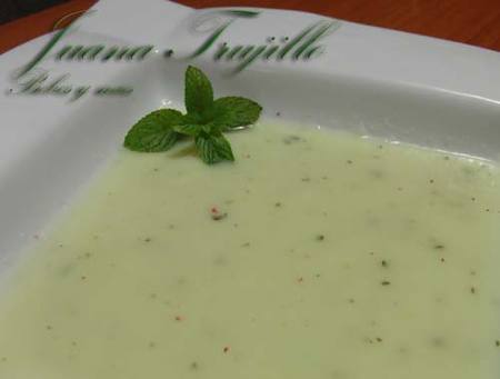 Sopa fría de melón. Receta para embarazadas